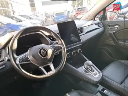 Photo 14 Renault Captur  1.6 E-Tech Plug-in 160ch Initiale Paris Sieges chauf Camera