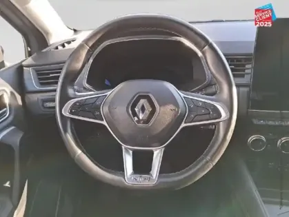 Photo 11 Renault Captur  1.6 E-Tech Plug-in 160ch Initiale Paris Sieges chauf Camera