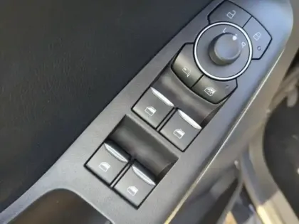 Photo 13 Ford Puma  1.0 Flexifuel 125ch S&S mHEV Titanium