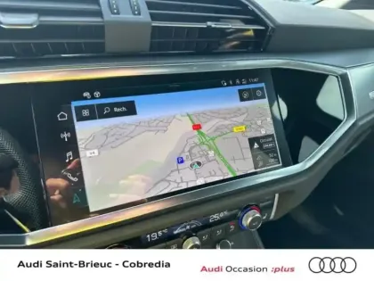 Photo 24 Audi Q3  35 TFSI 150ch S line plus S tronic 7