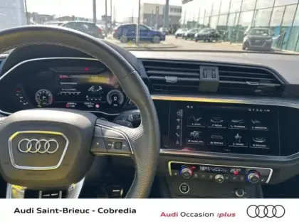 Photo 29 Audi Q3  35 TFSI 150ch S line plus S tronic 7