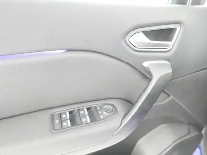 Photo 10 Renault Captur  1.0 TCe 100ch Intens - 20