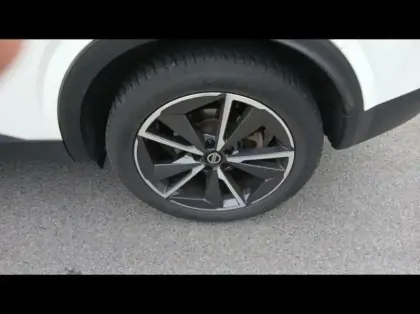 Photo 8 Nissan Qashqai  1.3 Mild Hybrid 140ch Tekna