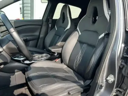 Photo 8 Nissan Juke  1.6 Hybrid 143ch Première Edition 2023