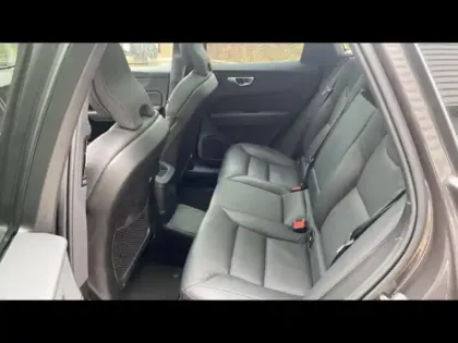 Photo 5 Volvo Xc60  T6 Hybride Rechargeable 253 + 145ch Ultra Style Dark Geartronic 8 AWD