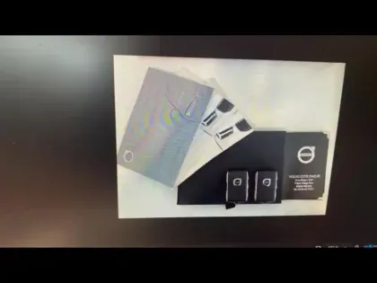 Photo 7 Volvo Xc60  T6 Hybride Rechargeable 253 + 145ch Ultra Style Dark Geartronic 8 AWD