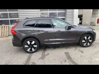 Photo 10 Volvo Xc60  T6 Hybride Rechargeable 253 + 145ch Ultra Style Dark Geartronic 8 AWD
