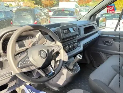 Photo 29 Renault Trafic Gén. III (F82) Ph3 Confort 4