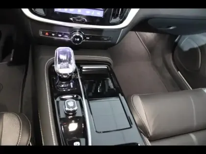 Photo 25 Volvo V60  T6 AWD 253+145ch Plus Style Dark Geartronic 8