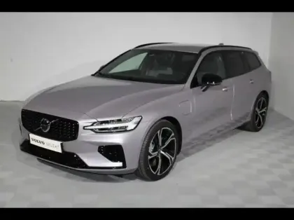 Photo 15 Volvo V60  T6 AWD 253+145ch Plus Style Dark Geartronic 8