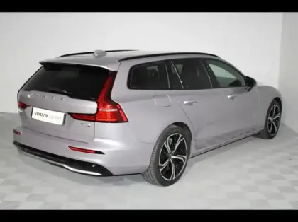Photo 18 Volvo V60  T6 AWD 253+145ch Plus Style Dark Geartronic 8