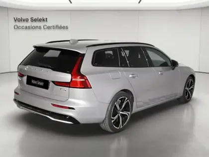 Photo 34 Volvo V60  T6 AWD 253+145ch Plus Style Dark Geartronic 8