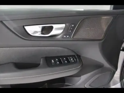 Photo 40 Volvo V60  T6 AWD 253+145ch Plus Style Dark Geartronic 8