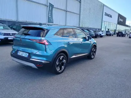 Photo 4 Renault Symbioz  E-Tech full hybrid 145