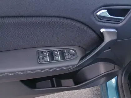 Photo 10 Renault Symbioz  E-Tech full hybrid 145