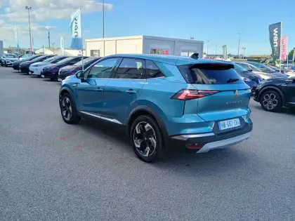 Photo 2 Renault Symbioz  E-Tech full hybrid 145