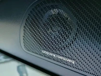 Photo 27 Renault Symbioz  E-Tech full hybrid 145