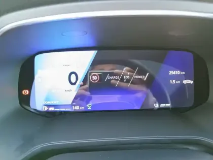 Photo 16 Renault Symbioz  E-Tech full hybrid 145