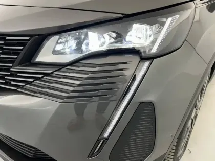 Photo 21 Peugeot 3008  Hybrid 225 e-EAT8