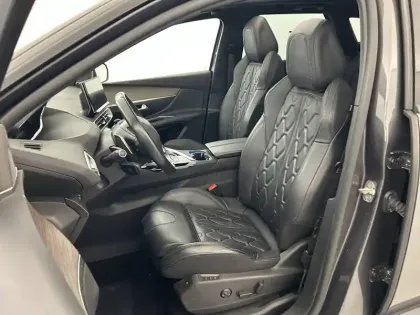 Photo 8 Peugeot 3008  Hybrid 225 e-EAT8