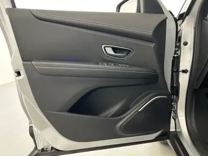 Photo 29 Renault Grand Scenic  TCe 140 FAP - 21