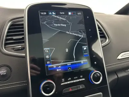 Photo 23 Renault Grand Scenic  TCe 140 FAP - 21