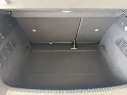 Photo 17 Renault Megane  E-Tech 220 ch autonomie confort