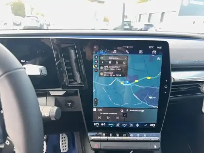 Photo 11 Renault Megane  E-Tech 220 ch autonomie confort