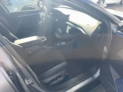 Photo 13 Renault Megane  E-Tech 220 ch autonomie confort