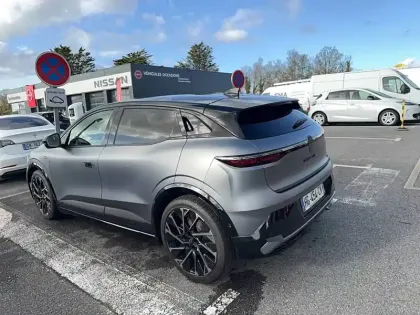 Photo 2 Renault Megane  E-Tech 220 ch autonomie confort