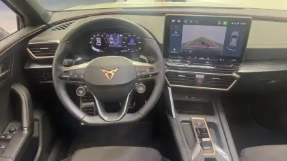 Photo 8 Cupra Leon  1.5 eTSI Hybrid 150 ch DSG7