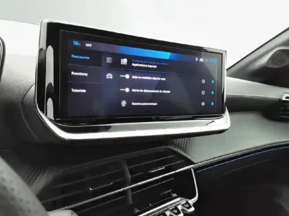 Photo 40 Peugeot 208  Hybrid 110 e-DCS6