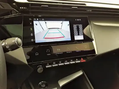 Photo 17 Peugeot 308  SW PureTech 130ch S&S EAT8