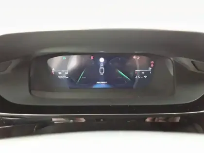 Photo 9 Peugeot 308  SW PureTech 130ch S&S EAT8