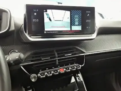 Photo 17 Peugeot 2008  PureTech 130 S&S BVM6