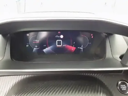 Photo 9 Peugeot 2008  PureTech 130 S&S BVM6