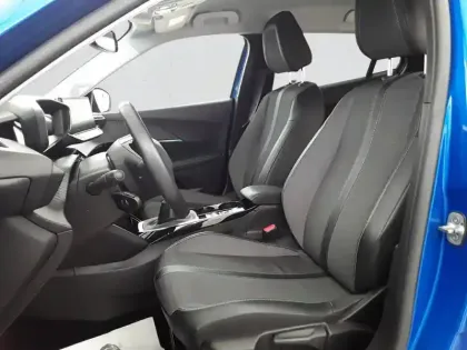 Photo 10 Peugeot 2008  PureTech 130 S&S BVM6