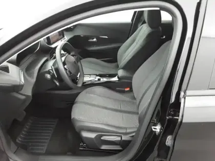 Photo 10 Peugeot 208  Hybrid 110 e-DCS6