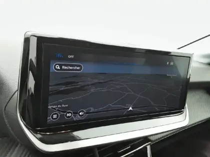 Photo 21 Peugeot 208  Hybrid 110 e-DCS6
