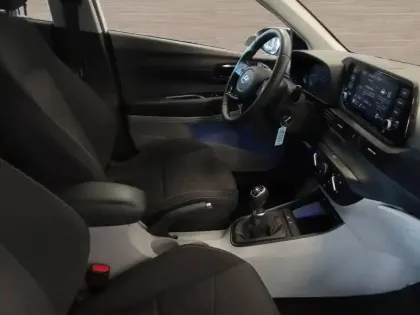 Photo 108 Hyundai Bayon  1.0 T-GDi 100 Hybrid 48V