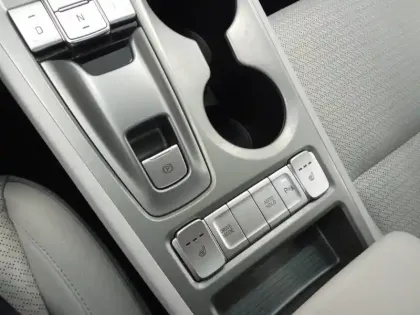 Photo 7 Hyundai Kona  Electrique 64 kWh - 204 ch