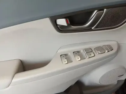 Photo 17 Hyundai Kona  Electrique 64 kWh - 204 ch