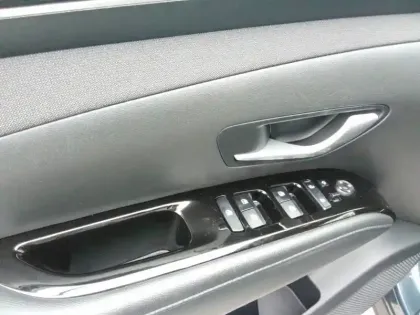 Photo 86 Hyundai Tucson  1.6 T-GDI 230 Hybrid BVA6