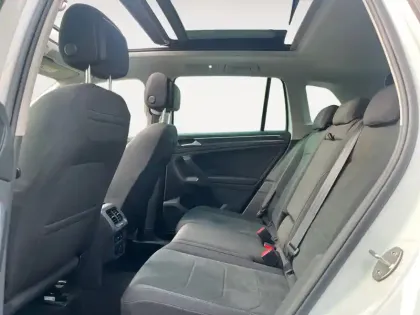 Photo 10 Volkswagen Tiguan  2.0 TDI 150ch DSG7