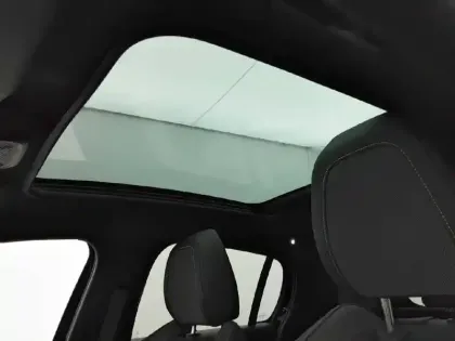 Photo 25 Peugeot 208  Hybrid 145 e-DCS6