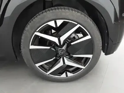 Photo 12 Peugeot 208  Hybrid 145 e-DCS6