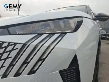 Photo 47 Peugeot 5008  Electrique 73 kWh 210 ch