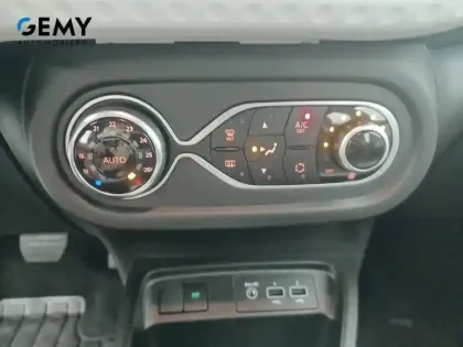 Photo 14 Renault Twingo  III E-Tech