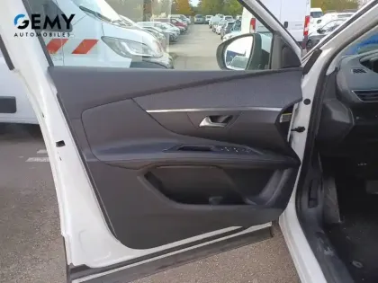 Photo 30 Peugeot 3008  Puretech 130ch S&S EAT8