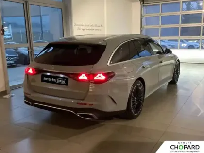 Photo 28 Mercedes Classe E  Break 220 d 9G-Tronic